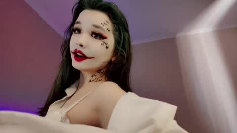 Natsumi online show from 10.31.25