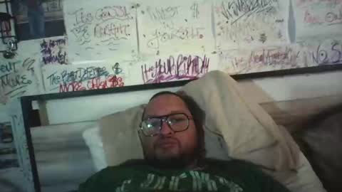 Snapshot of dbeamon92 chatting on 06.11.26 dbeamon92 online show from 06.11.26