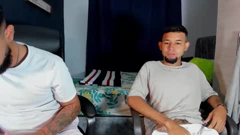 Snapshot of dcollins_ chatting on 11.14.25 dcollins_ online show from 11.14.25