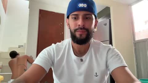 Snapshot of dcollins_ chatting on 11.23.25 dcollins_ online show from 11.23.25