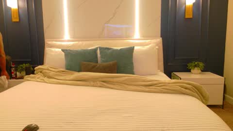 DCrush online show from 02.21.26