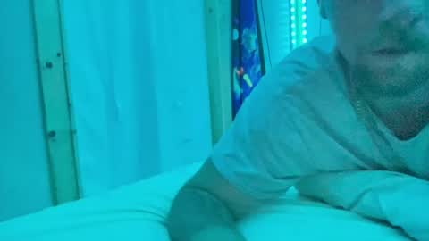 dcwells1992 online show from 10.26.25