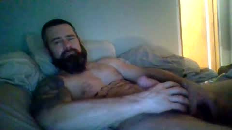 Snapshot of ddady22 chatting on 01.01.25 ddady22 online show from 01.01.25