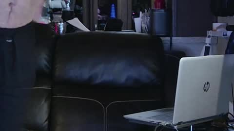 Snapshot of ddboobman chatting on 01.04.25 want girl to play with me online show from 01.04.25