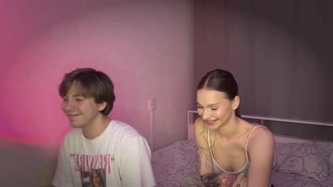 Snapshot of ddewser chatting on 03.04.26 qrovers online show from 03.04.26