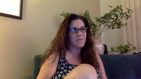 DDMolly online show from 12.29.24