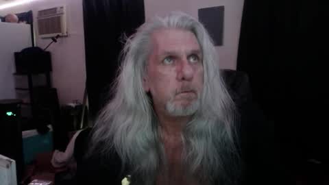 Snapshot of deaconoddeye chatting on 12.13.25 deaconoddeye online show from 12.13.25