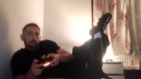 Snapshot of deadlly chatting on 09.26.25 deadlly online show from 09.26.25