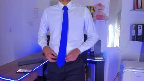 Snapshot of deamon_devil chatting on 11.14.25 deamon_devil online show from 11.14.25