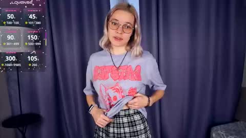 Charlie 18yo online show from 10.29.25