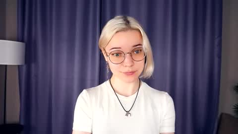 Charlie 18yo online show from 11.28.25