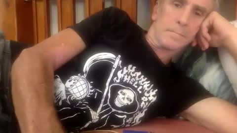 deanofflove2210 online show from 12.04.24