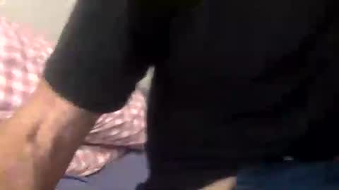 Snapshot of deanofflove221000 chatting on 09.25.25 deanofflove221000 online show from 09.25.25