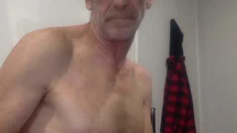 Snapshot of deanofflove221000 chatting on 09.29.25 deanofflove221000 online show from 09.29.25