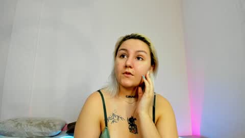 Snapshot of debbie_taylor chatting on 12.02.24 Debbie Mon Tue Fri Sun Sat GMT 3 1000am - 0400pm online show from 12.02.24