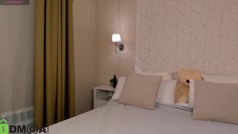 Jennifer online show from 01.11.26