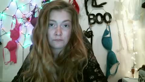 Snapshot of debbieafterhours69 chatting on 10.11.25 DEBBIE online show from 10.11.25