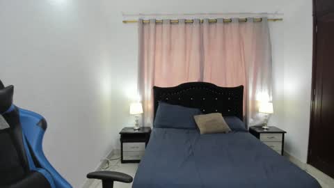 Snapshot of debora_brown_ chatting on 03.08.25 Dbora online show from 03.08.25