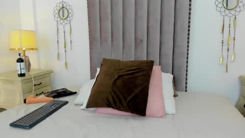 Debora online show from 03.06.25