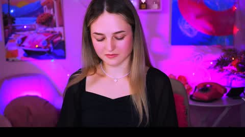 Snapshot of deboralarson chatting on 01.12.25 Debora online show from 01.12.25