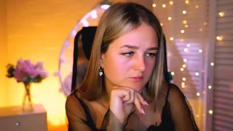 Debora online show from 11.12.25