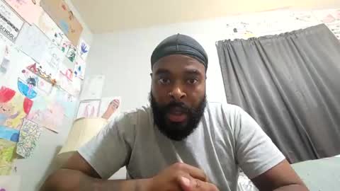 Snapshot of deemack2010 chatting on 10.05.25 BigDaddyD online show from 10.05.25