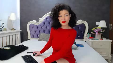 Snapshot of deenajay chatting on 01.29.25 DeenaJay online show from 01.29.25