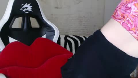 KamiDevi online show from 12.29.24