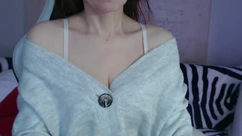 KamiDevi online show from 01.06.25