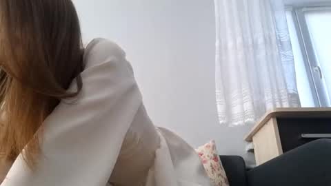Snapshot of deettabinker chatting on 03.11.26 Camila online show from 03.11.26