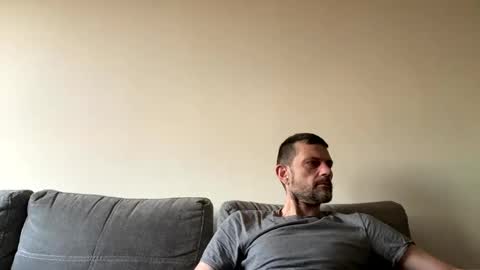 Snapshot of defloy chatting on 12.29.24 Defloy online show from 12.29.24