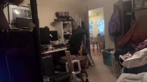 Tori online show from 01.19.25