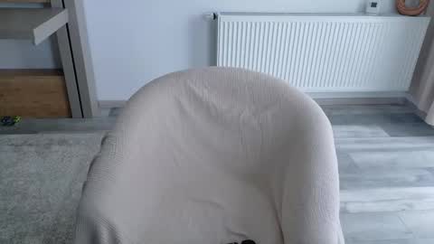 Snapshot of deidi_sweet chatting on 11.08.25 Di online show from 11.08.25