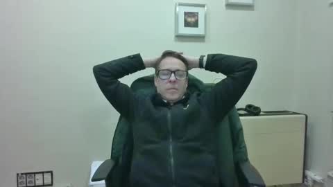 Snapshot of deimosmad chatting on 12.15.25 deimosmad online show from 12.15.25