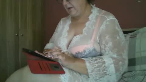 Snapshot of deinar76 chatting on 06.02.26 deinar76 online show from 06.02.26