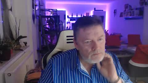 deinprinz2312 online show from 12.23.24