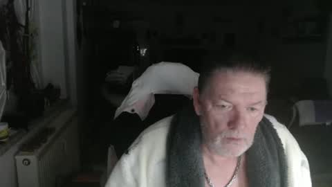 deinprinz2312 online show from 11.30.25