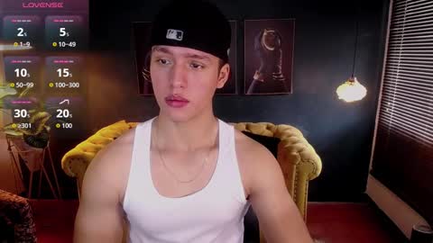 Snapshot of deivid_parker chatting on 10.24.25 Deivid online show from 10.24.25