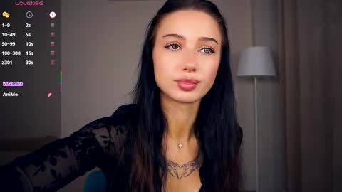 Snapshot of delanakimbral chatting on 09.25.25 Hello everyone Im Tessa Make yourself comfortable. Were going to have fun together online show from 09.25.25