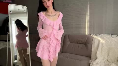 Hello everyone Im Tessa Make yourself comfortable. Were going to have fun together  online show from 03.17.26