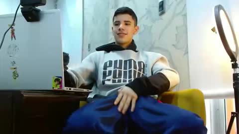 delglo online show from 10.12.25