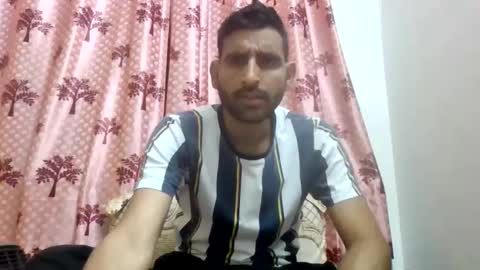 Snapshot of delhihornycouple chatting on 02.05.26 akash kavya online show from 02.05.26