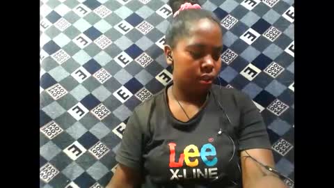 Snapshot of deliah712909 chatting on 11.05.25 deliah712909 online show from 11.05.25