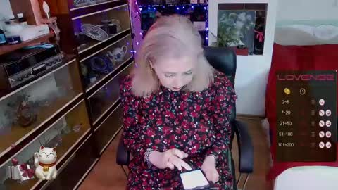 Delicacat online show from 06.02.26
