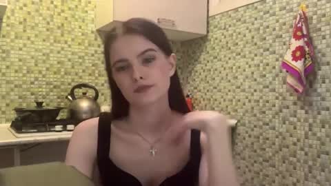 Kiki online show from 04.19.26