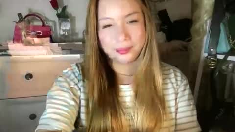 Snapshot of delicious_iya69 chatting on 09.10.25 iyalicious online show from 09.10.25