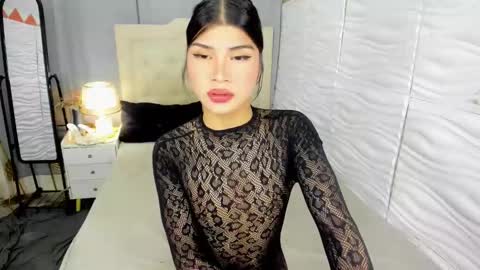 Snapshot of delightfulasianhugecock chatting on 02.16.25 delightfulasianhugecock online show from 02.16.25