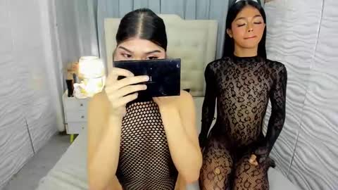 Snapshot of delightfulasianhugecock chatting on 02.20.25 delightfulasianhugecock online show from 02.20.25