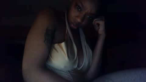 Snapshot of delightfuldark chatting on 01.28.25 delightfuldark online show from 01.28.25