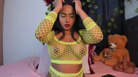 Snapshot of delilah_85 chatting on 11.03.25 Delilah online show from 11.03.25